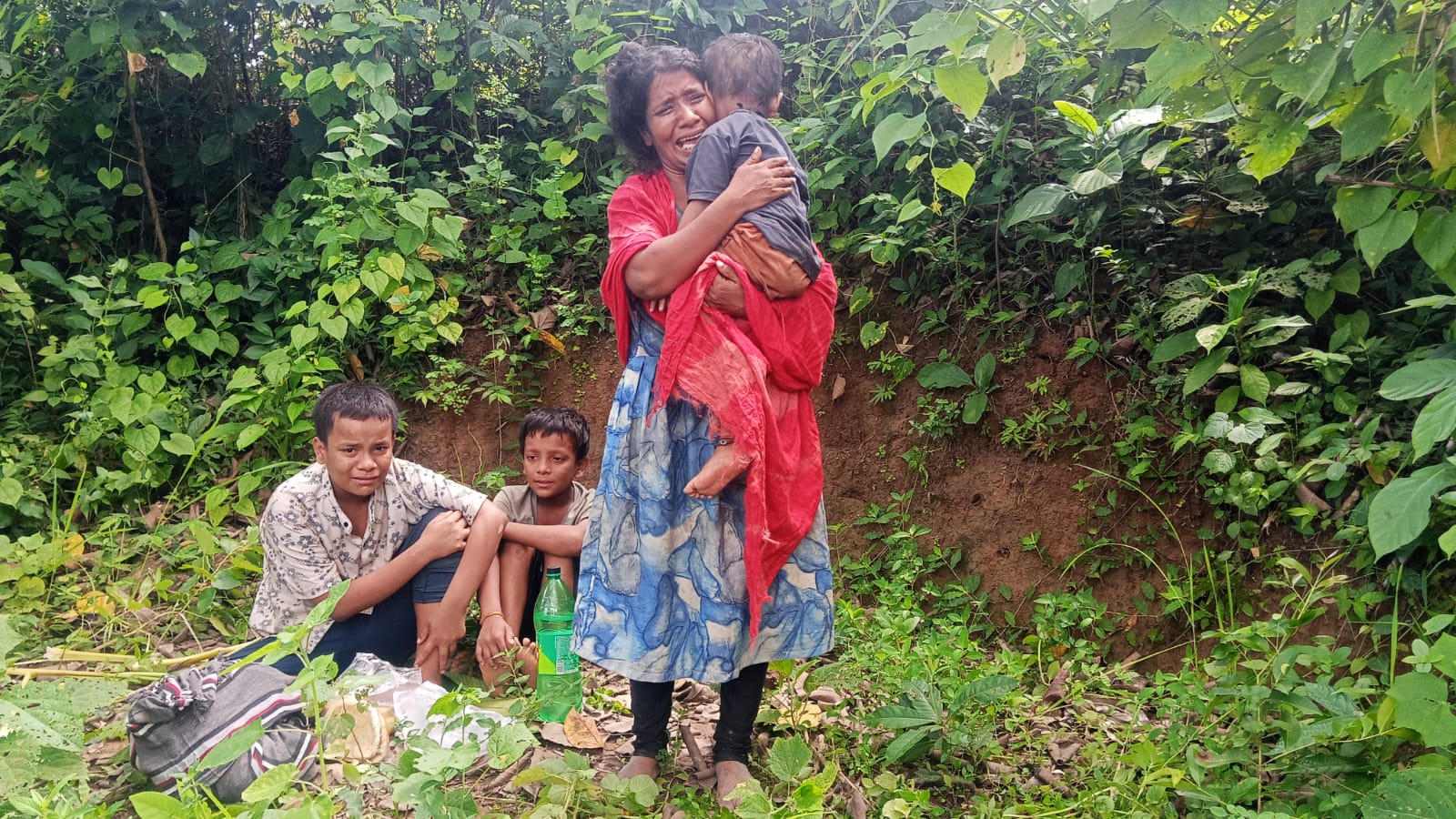 সালদানদী সীমান্তে ৪ জনের অবৈধ অনুপ্রবেশের চেষ্টা প্রতিহত করল ৬০ বিজিবি